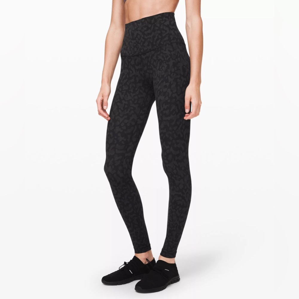 Lululemon Align Super High Rise 28”Legging in Formation Camo Deep Coal Multi